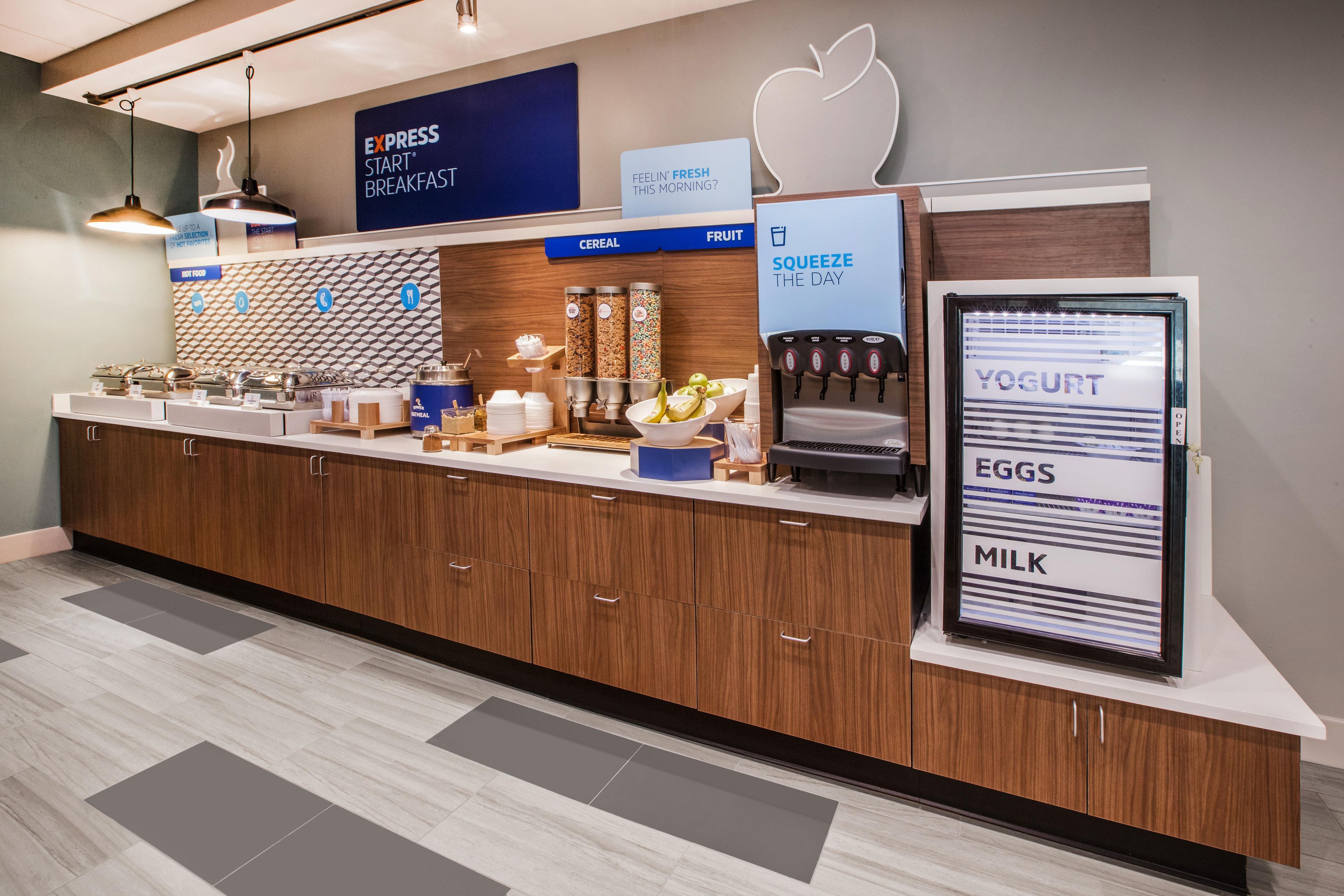 Holiday Inn Express Warrenton By Ihg Екстериор снимка