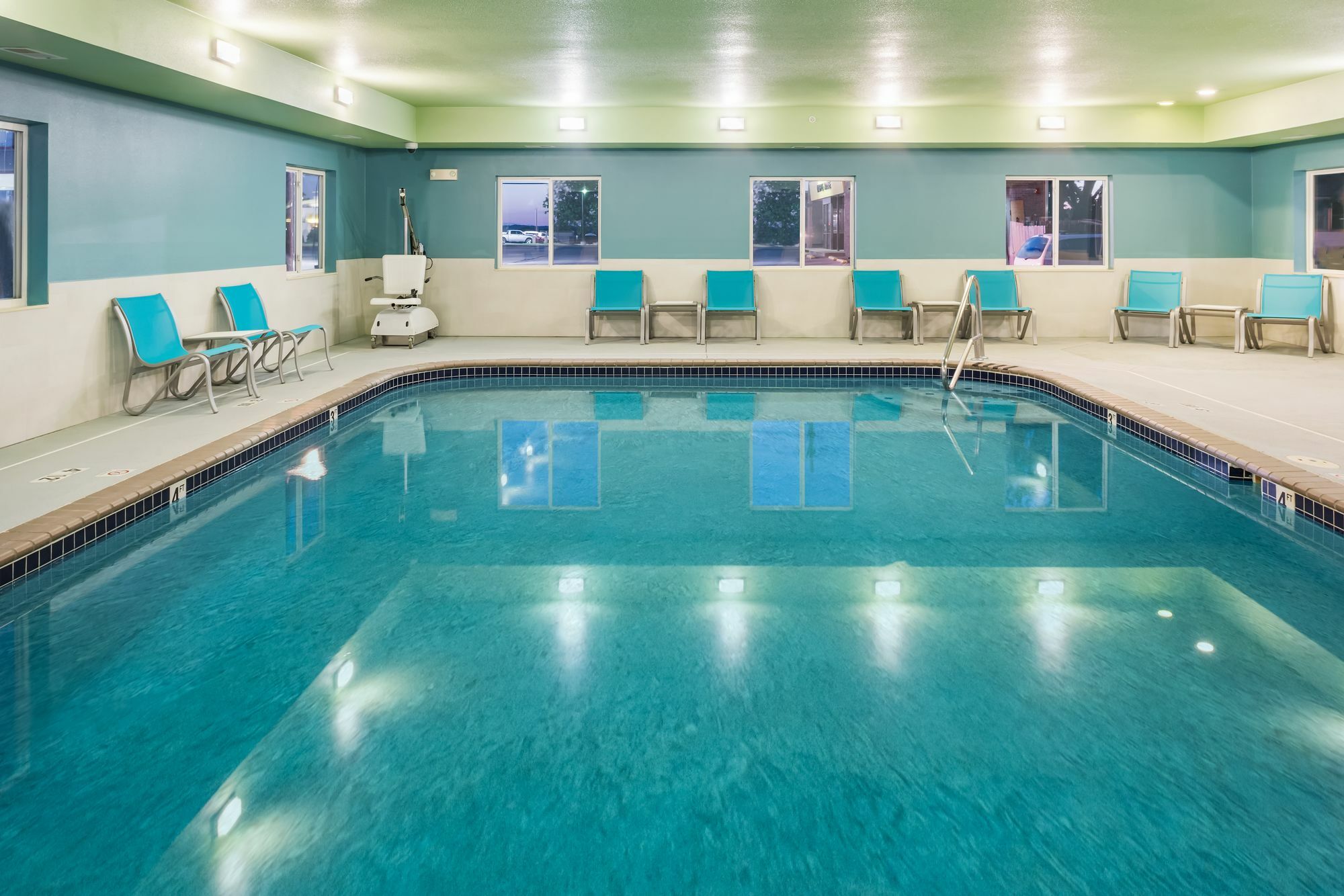 Holiday Inn Express Warrenton By Ihg Екстериор снимка